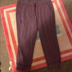 NWT Pants (3) ans NWOT tops under armour